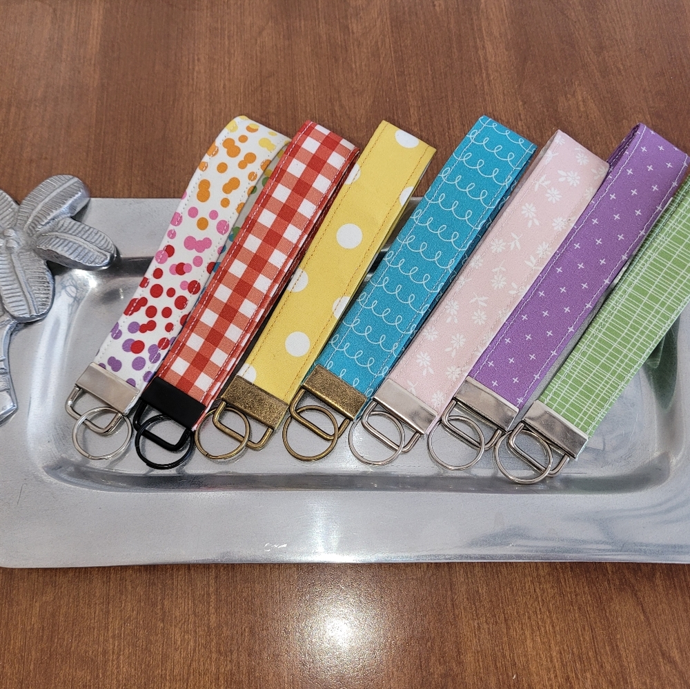 Keychain Wristlet. Key Fob holder.